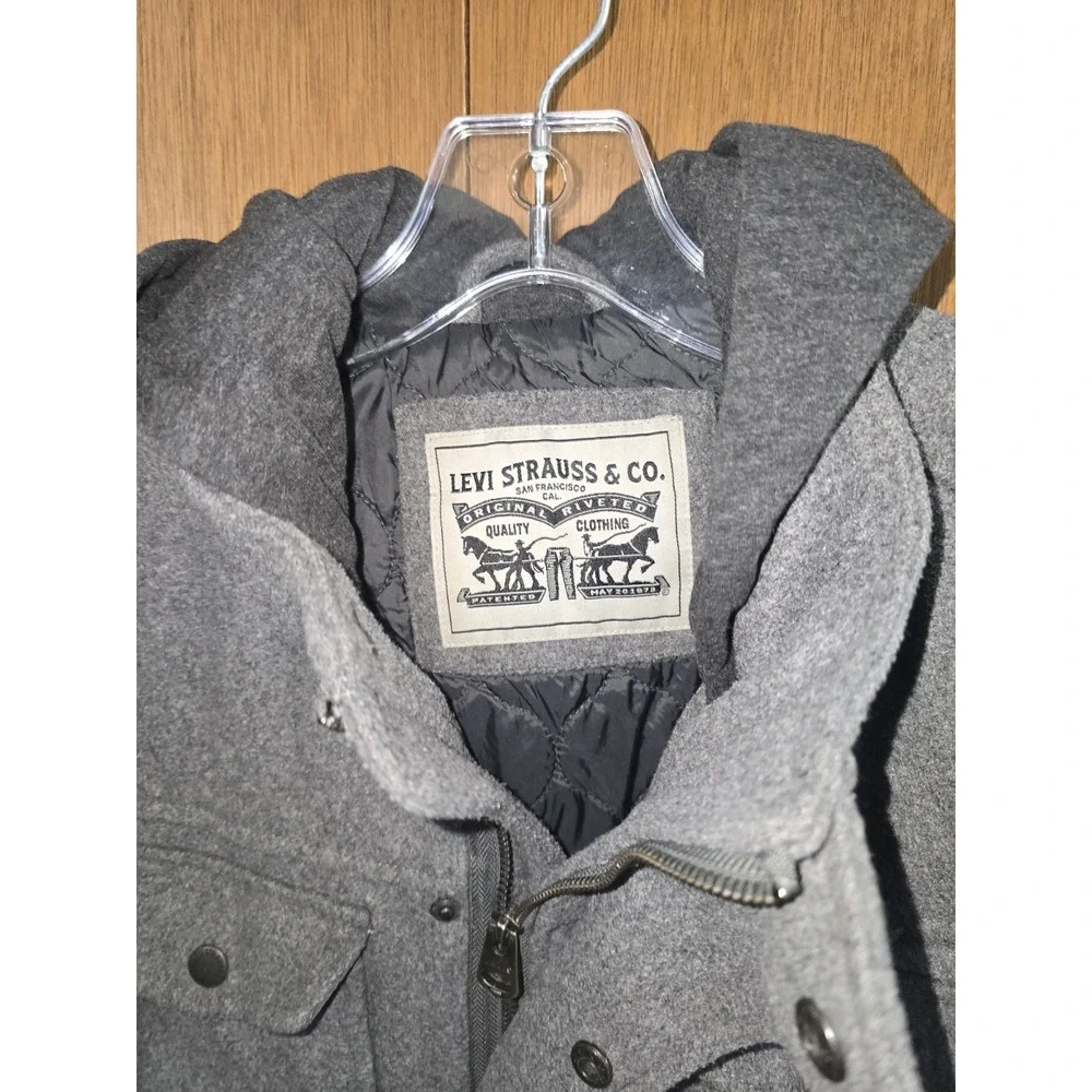 Levi's Men's Hooded Lined Trucker‎ Jacket Gray Size Medium Full-Zip, Pockets